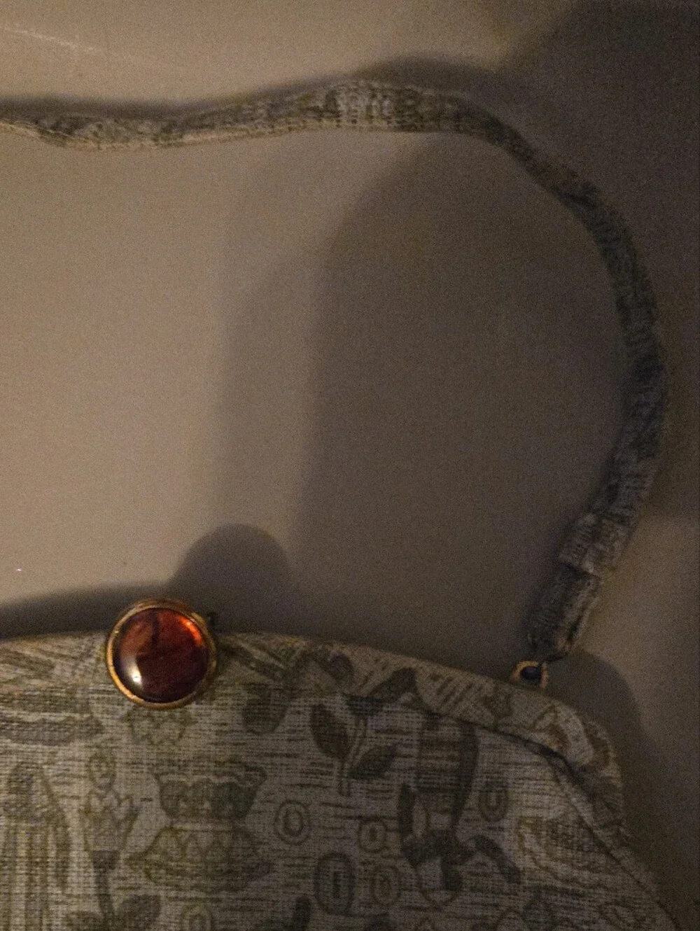 Vintage Mid-century Woven Beige Patterned Wristlet Clutch with Amber Accent